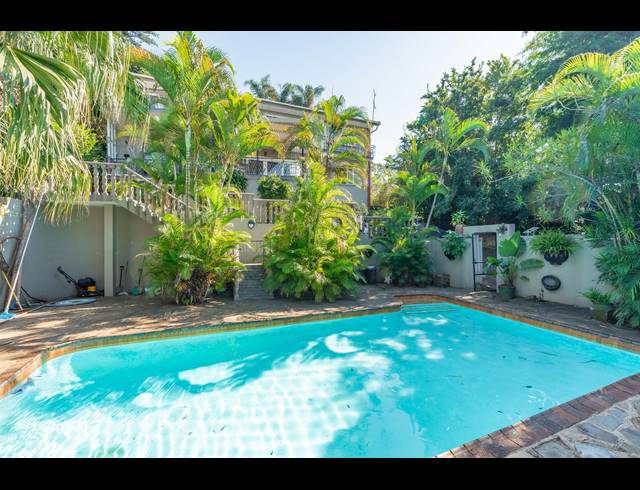 6 BEDROOM HOUSE FOR SALE IN GLENWOOD